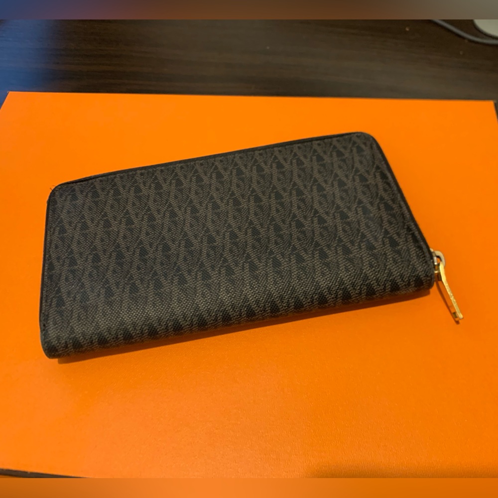 Saint Laurent continental wallet